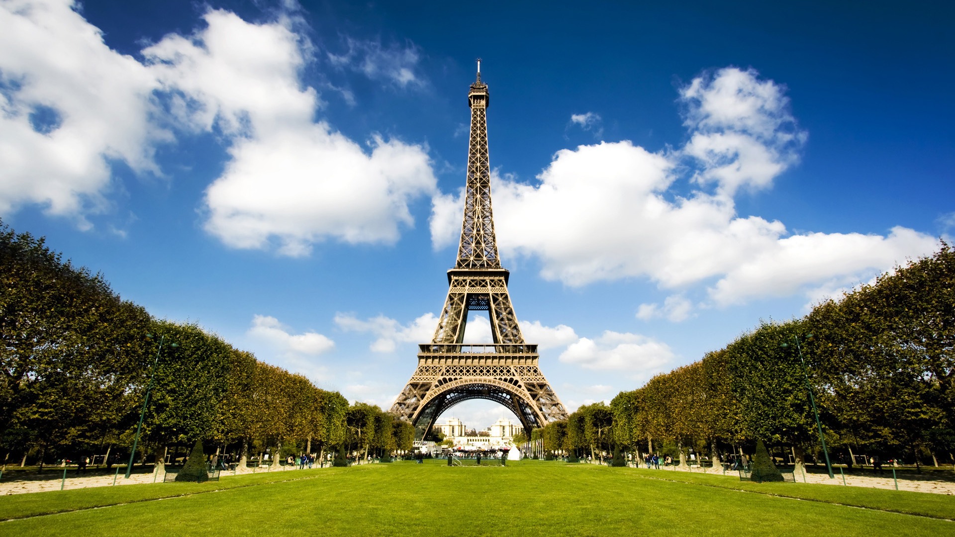 eiffel-tower-the-symbol-of-paris-hd-1080p-wallpapers-download