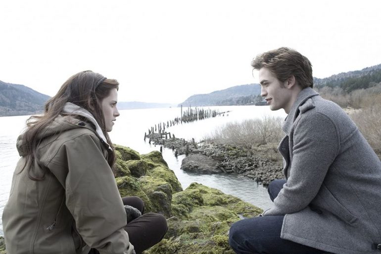 Kristen Stewart e Robert Pattinson em Twilight
